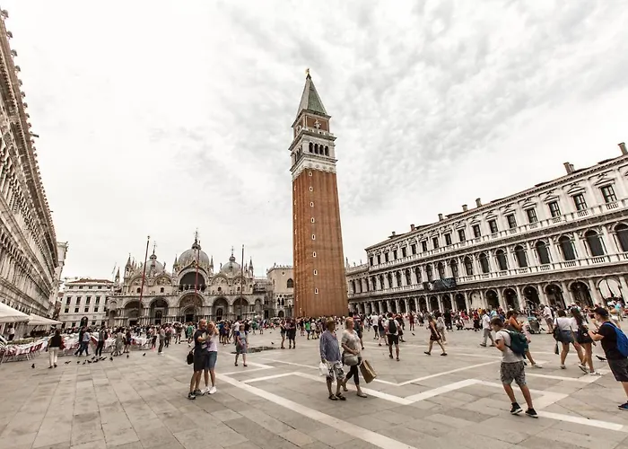 アパート San Marco R&r